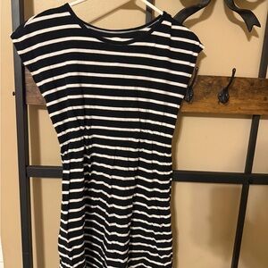 Old Navy Monochrome Striped Top